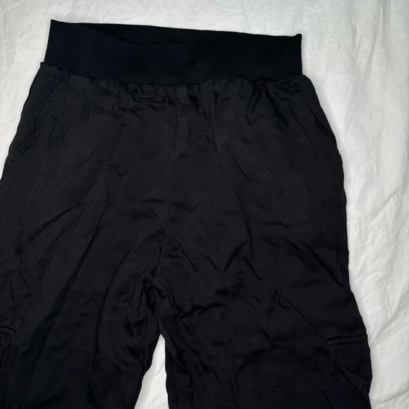 BLANK NYC Cargo Joggers Women’s Pants Black Elastic Band - Size Medium - Picture 4 of 14